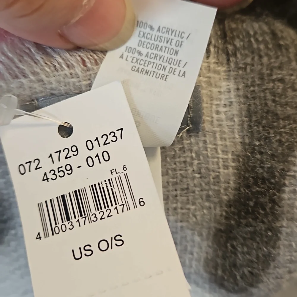aerie Winter Camo Scarf/Wrap - Picture 4 of 5